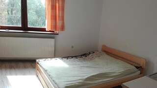 Хостелы Hostel Sosnowiec Сосновец Двухместный номер с 1 кроватью и собственной ванной комнатой-4